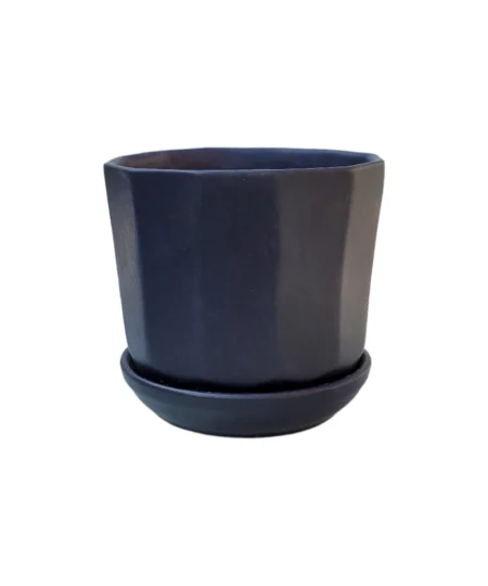 ceramic pot with tray