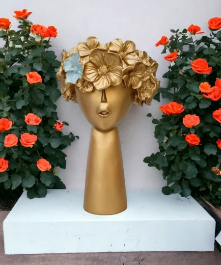 queen-ceramic pot for home decore